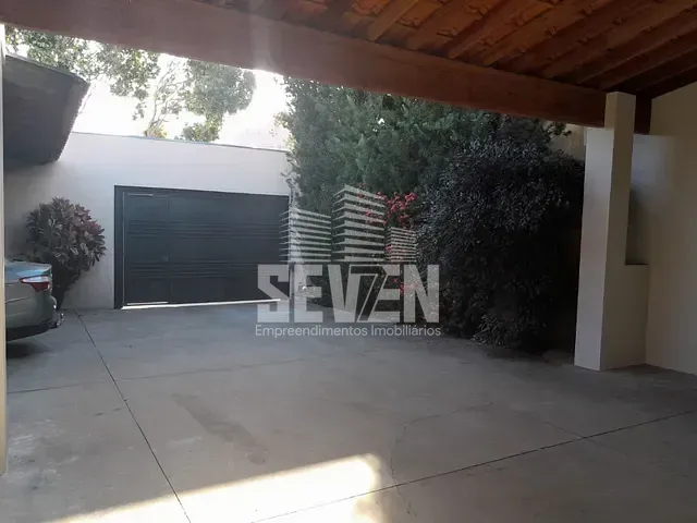 Casa com 360m² 3 quartos e 2 banheiros, à venda, no bairro Jardim Olímpico em Bauru