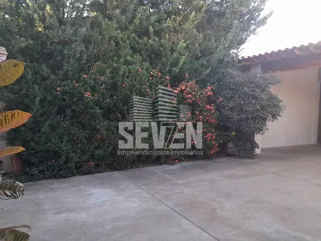 Casa com 360m² 3 quartos e 2 banheiros, à venda, no bairro Jardim Olímpico em Bauru
