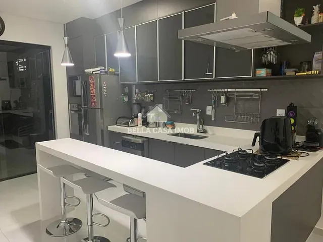 Casa com 220m² 3 quartos e 3 banheiros, à venda, no bairro Condomínio Golden Park Residence em Sorocaba