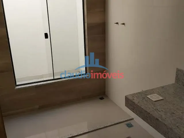 Casa 3 quartos e 2 banheiros, à venda, no bairro Jardim Suíça em Volta Redonda