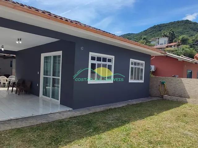 Casa 3 quartos e 2 banheiros, à venda, no bairro Ribeirão da Ilha em Florianópolis