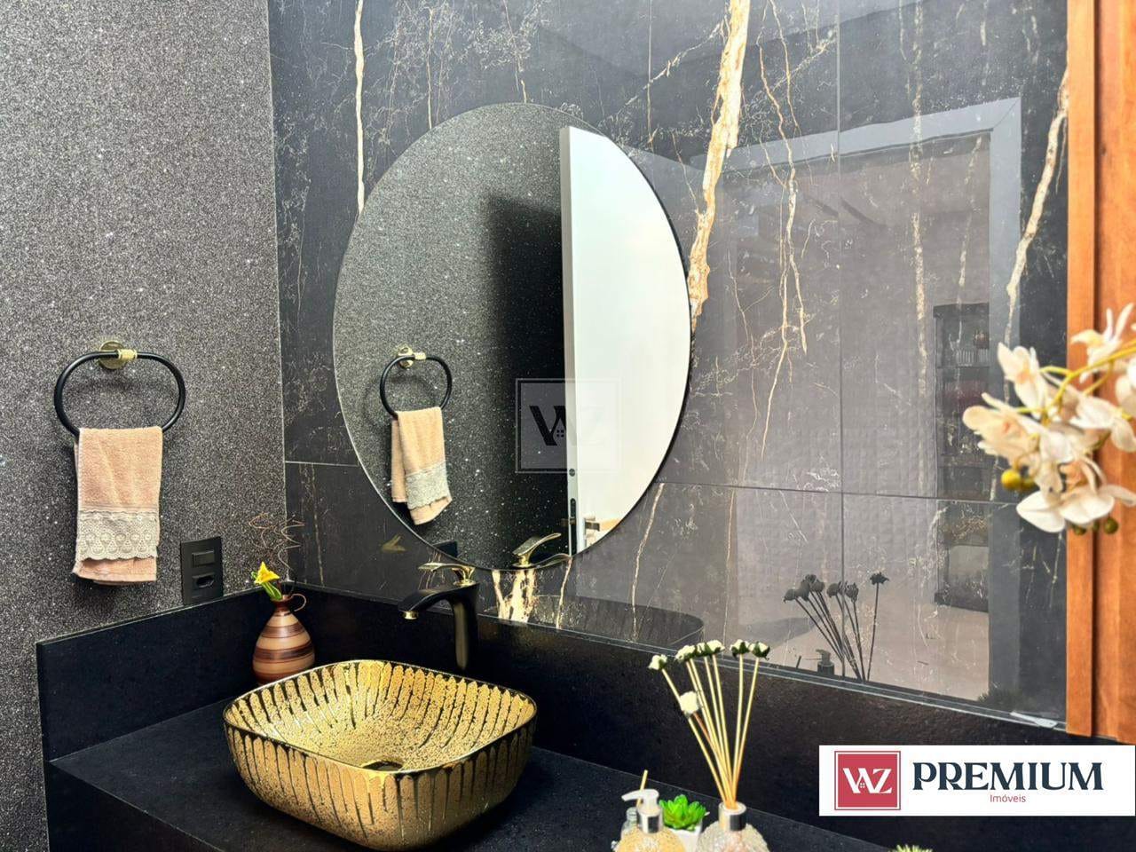 Casa à venda com 4 quartos, 362m² - Foto 35