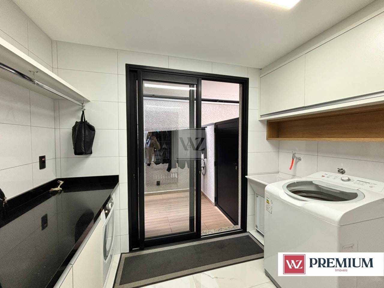 Casa à venda com 4 quartos, 362m² - Foto 14
