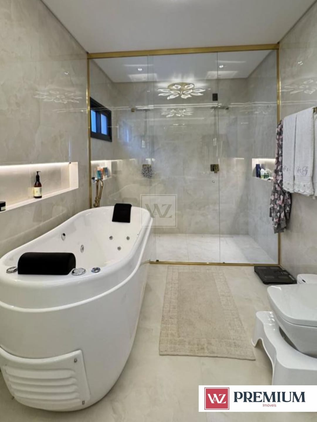 Casa à venda com 4 quartos, 362m² - Foto 28