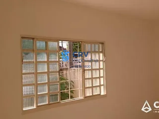 Casa com 307m² 3 quartos e 2 banheiros, à venda, no bairro Jardim Tsukamoto em Londrina