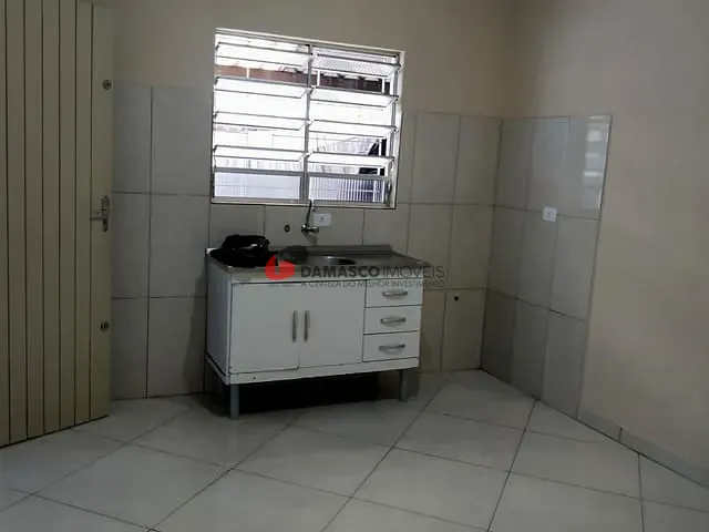Casa com 250m² 2 quartos e 1 banheiro, à venda, no bairro Vila Palmares em Santo André