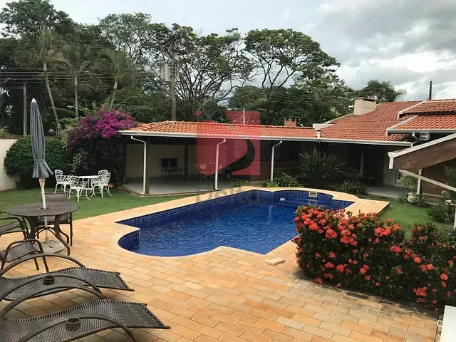 Casa 4 quartos e 5 banheiros, à venda, no bairro Cidade Jardim em Pirassununga