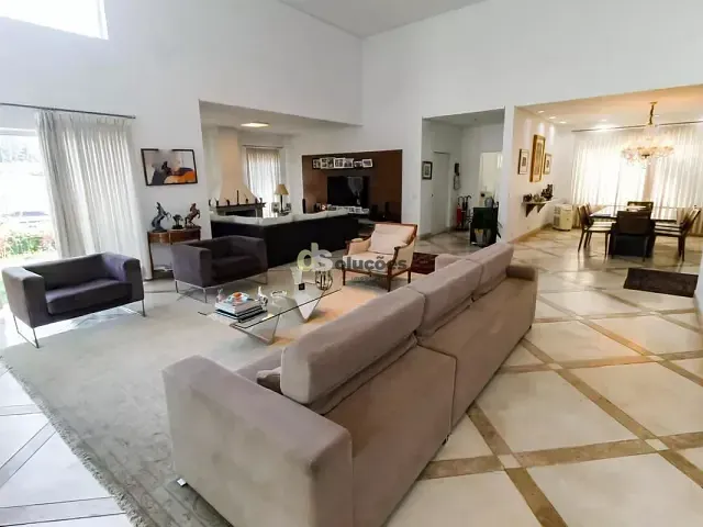 Casa com 1600m² 7 quartos e 7 banheiros, à venda, no bairro Morumbi em São Paulo