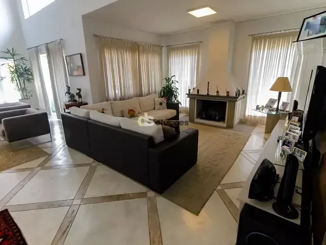 Casa com 1600m² 7 quartos e 7 banheiros, à venda, no bairro Morumbi em São Paulo