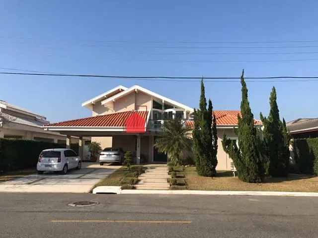 Casa com 700m², à venda, no bairro Parque das Nações em Pindamonhangaba