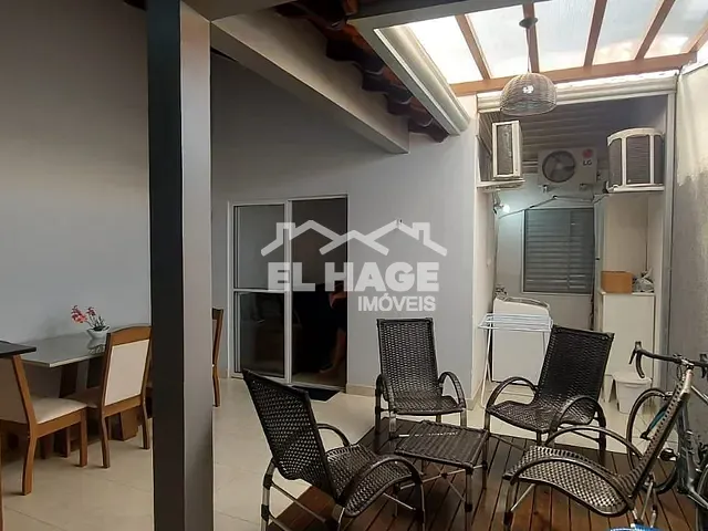 Casa 2 quartos e 1 banheiro, à venda, no bairro Jardim Imperial em Cuiabá