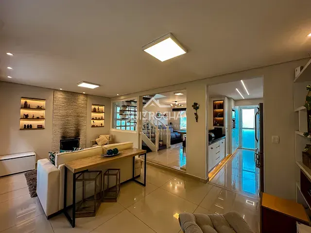 Casa com 159m² 3 quartos e 4 banheiros, à venda, no bairro Chácara Pavoeiro em Cotia