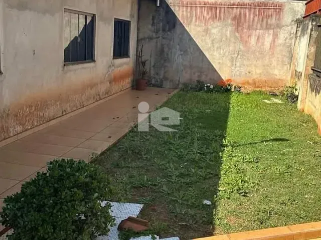 Casa com 277m² 3 quartos e 2 banheiros, à venda, no bairro Conjunto Habitacional Santiago em Rolândia