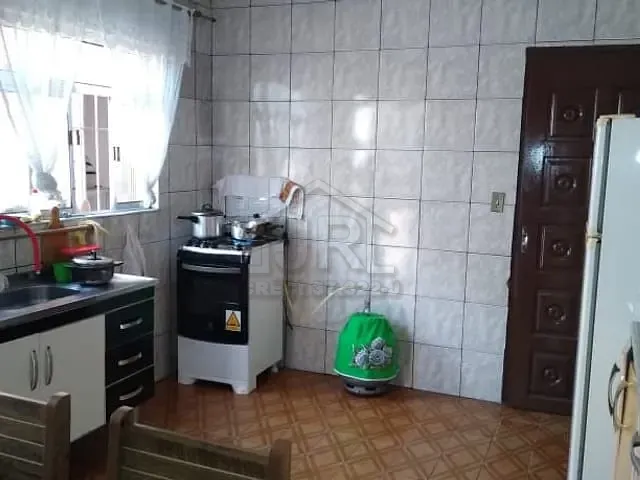 Casa com 144m² 2 quartos e 1 banheiro, à venda, no bairro Alto da Boa Vista em Mauá