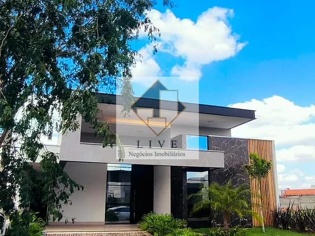 Casa 3 quartos e 4 banheiros, à venda, no bairro Parque dos Pinheiros em Nova Odessa