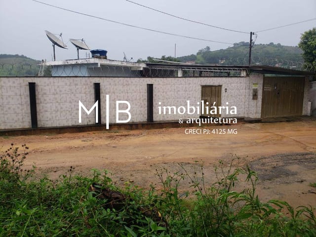 Casa com 380m² 4 quartos e 2 banheiros, à venda, no bairro BOM PASTOR em CATAGUASES
