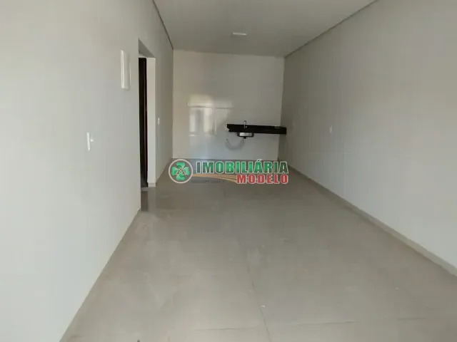 Casa 2 quartos e 1 banheiro, para alugar, no bairro Jardim Florianópolis em Canarana