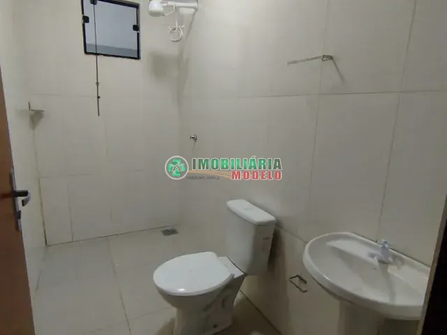 Casa 2 quartos e 1 banheiro, para alugar, no bairro Jardim Florianópolis em Canarana
