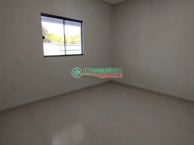 Casa 2 quartos e 1 banheiro, para alugar, no bairro Jardim Florianópolis em Canarana