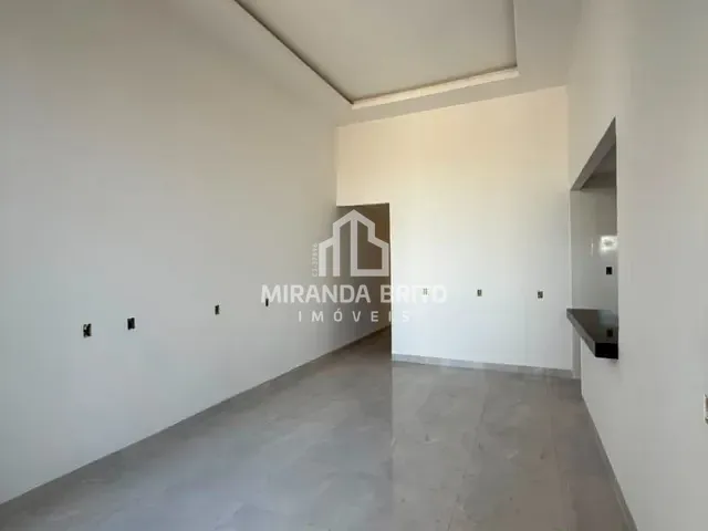 Casa 3 quartos e 2 banheiros, à venda, no bairro Setor Conde dos Arcos em Aparecida de Goiânia