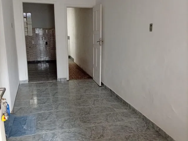 Casa 2 quartos e 1 banheiro, para alugar, no bairro Vila Celeste em São Paulo