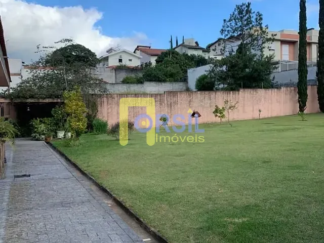 Casa com 1530m² 5 quartos e 6 banheiros, à venda ou para alugar, no bairro Vila Oliveira em Mogi das Cruzes