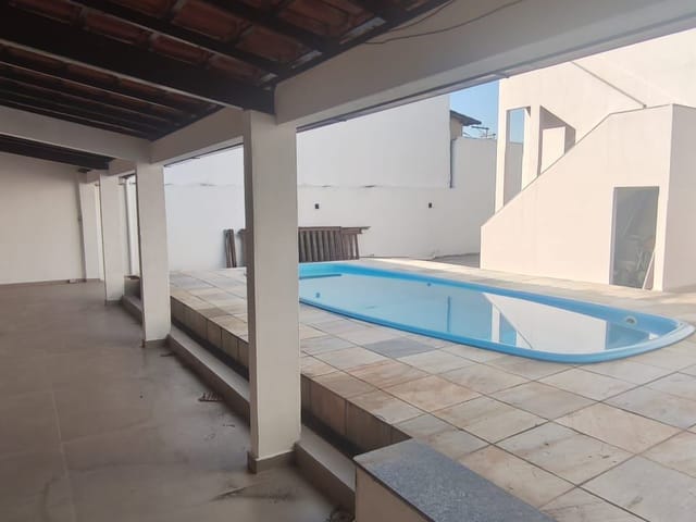 Casa 3 quartos e 3 banheiros, à venda, no bairro Recreio em Rio das Ostras