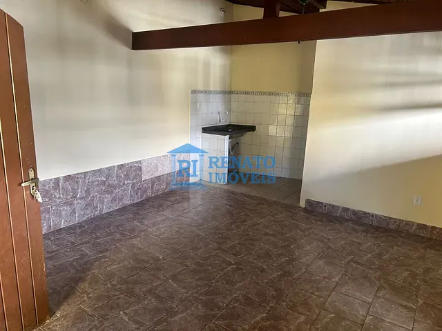 Casa 1 quarto e 1 banheiro, para alugar, no bairro Centro em Maricá