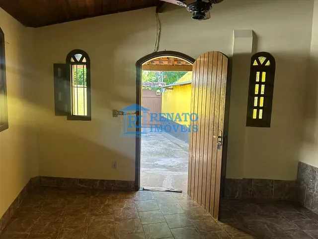 Casa 1 quarto e 1 banheiro, para alugar, no bairro Centro em Maricá