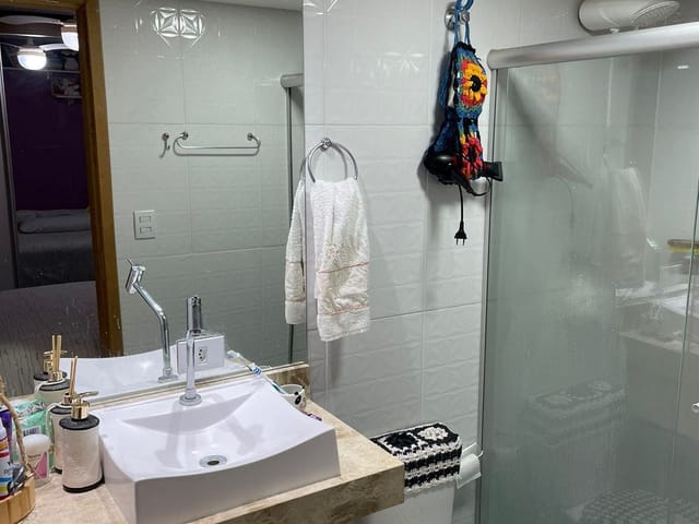 Casa 2 quartos e 2 banheiros, à venda, no bairro Centenário em Campo Grande