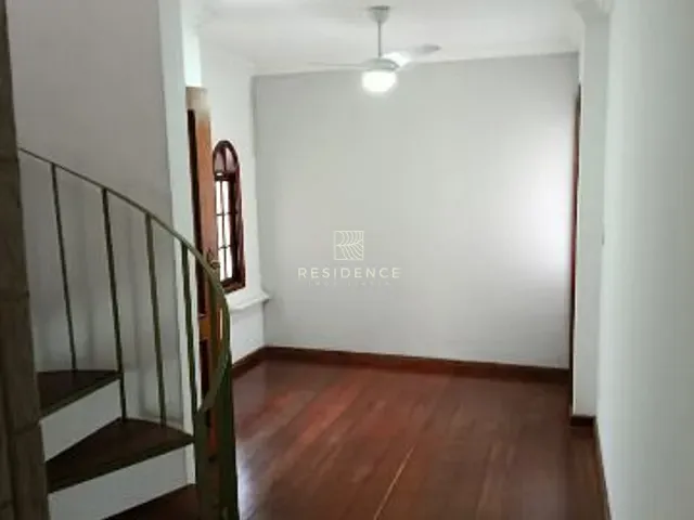Casa 3 quartos e 2 banheiros, à venda, no bairro Retiro em Volta Redonda