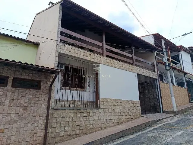 Casa 3 quartos e 2 banheiros, à venda, no bairro Retiro em Volta Redonda