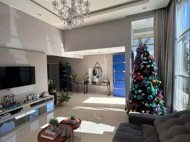 Casa com 315m² 3 quartos e 3 banheiros, à venda, no bairro Universitário em Tijucas