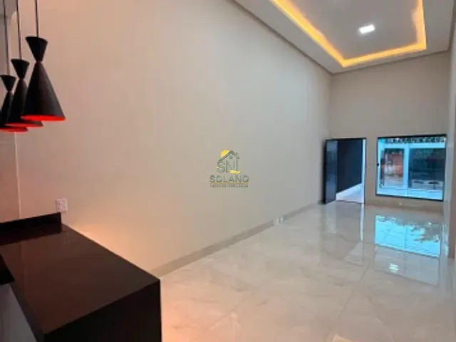 Casa com 245m² 3 quartos e 4 banheiros, à venda, no bairro Parque João Braz - Cidade Industrial em Goiânia