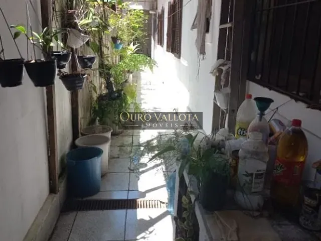 Casa com 130m² 2 quartos e 2 banheiros, à venda, no bairro Vila Assunção em Praia Grande