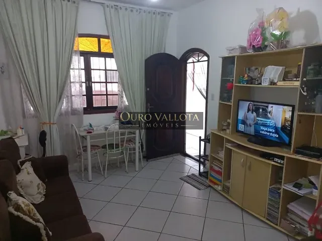 Casa com 130m² 2 quartos e 2 banheiros, à venda, no bairro Vila Assunção em Praia Grande