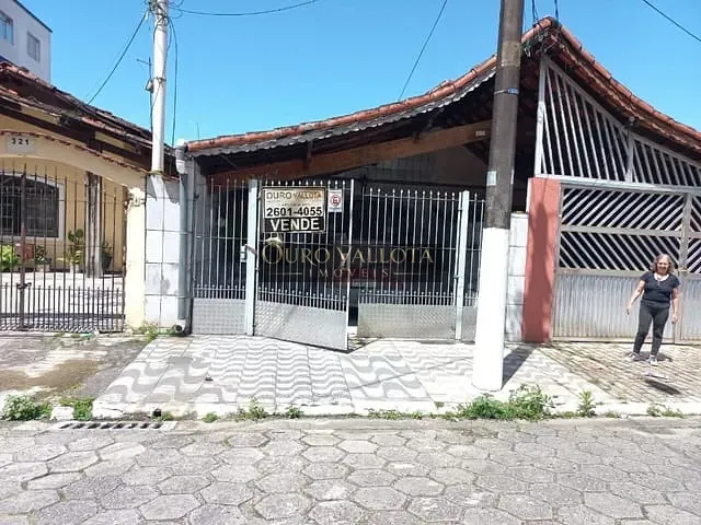 Casa com 130m² 2 quartos e 2 banheiros, à venda, no bairro Vila Assunção em Praia Grande