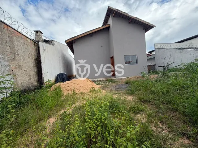 Casa 2 quartos e 1 banheiro, à venda, no bairro Jardim Europa IV em Araxá