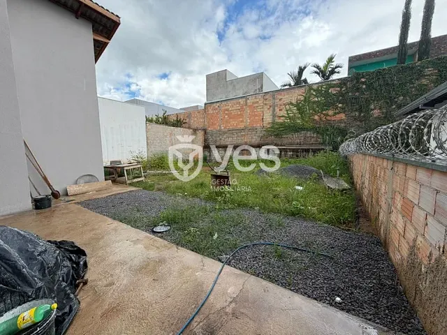 Casa 2 quartos e 1 banheiro, à venda, no bairro Jardim Europa IV em Araxá