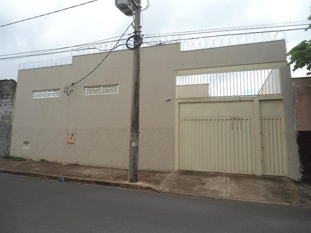 Foto do Casa - Casa  residencial para locação, Parque São Geraldo, Uberaba. | ZUCATO IMOBILIARIA LTDA