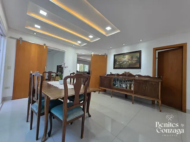 Casa 3 quartos e 5 banheiros, à venda, no bairro Jardim Novo Horizonte em Maringá