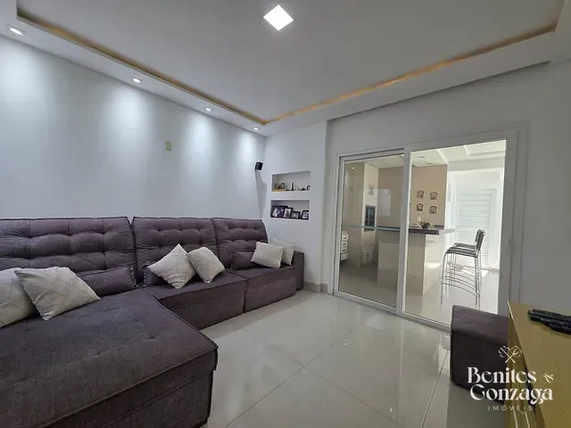 Casa 3 quartos e 5 banheiros, à venda, no bairro Jardim Novo Horizonte em Maringá