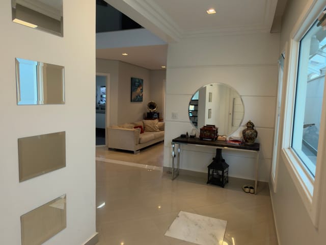 Casa 4 quartos e 5 banheiros, à venda, no bairro Parque Residencial Itapeti em Mogi das Cruzes