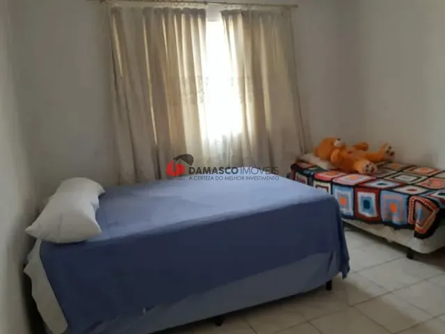 Casa com 147m² 3 quartos e 2 banheiros, à venda, no bairro Vila Palmares em Santo André
