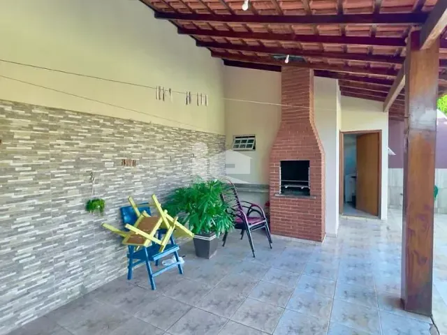 Casa com 367m² 3 quartos e 3 banheiros, à venda, no bairro Jardim Roland em Rolândia