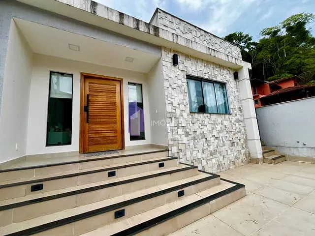 Casa com 100m² 3 quartos e 1 banheiro, para alugar, no bairro Várzea das Moças em São Gonçalo