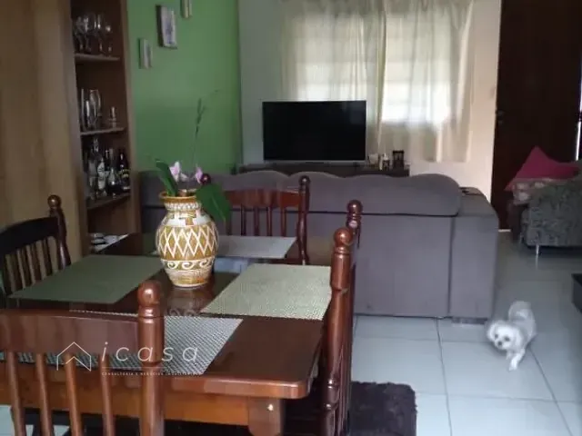 Casa com 200m² 3 quartos e 2 banheiros, à venda, no bairro Borda da Mata em Caçapava