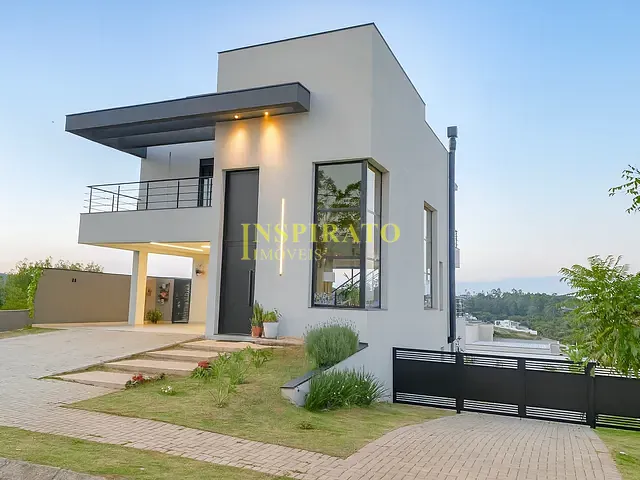 Casa com 980m² 3 quartos e 5 banheiros, à venda, no bairro Medeiros em Jundiaí