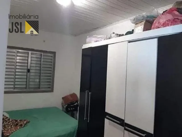 Casa com 144m² 2 quartos e 1 banheiro, à venda, no bairro Freitas em São José dos Campos
