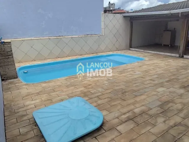 Casa 2 quartos e 1 banheiro, à venda, no bairro Jardim Tamoio em Jundiaí